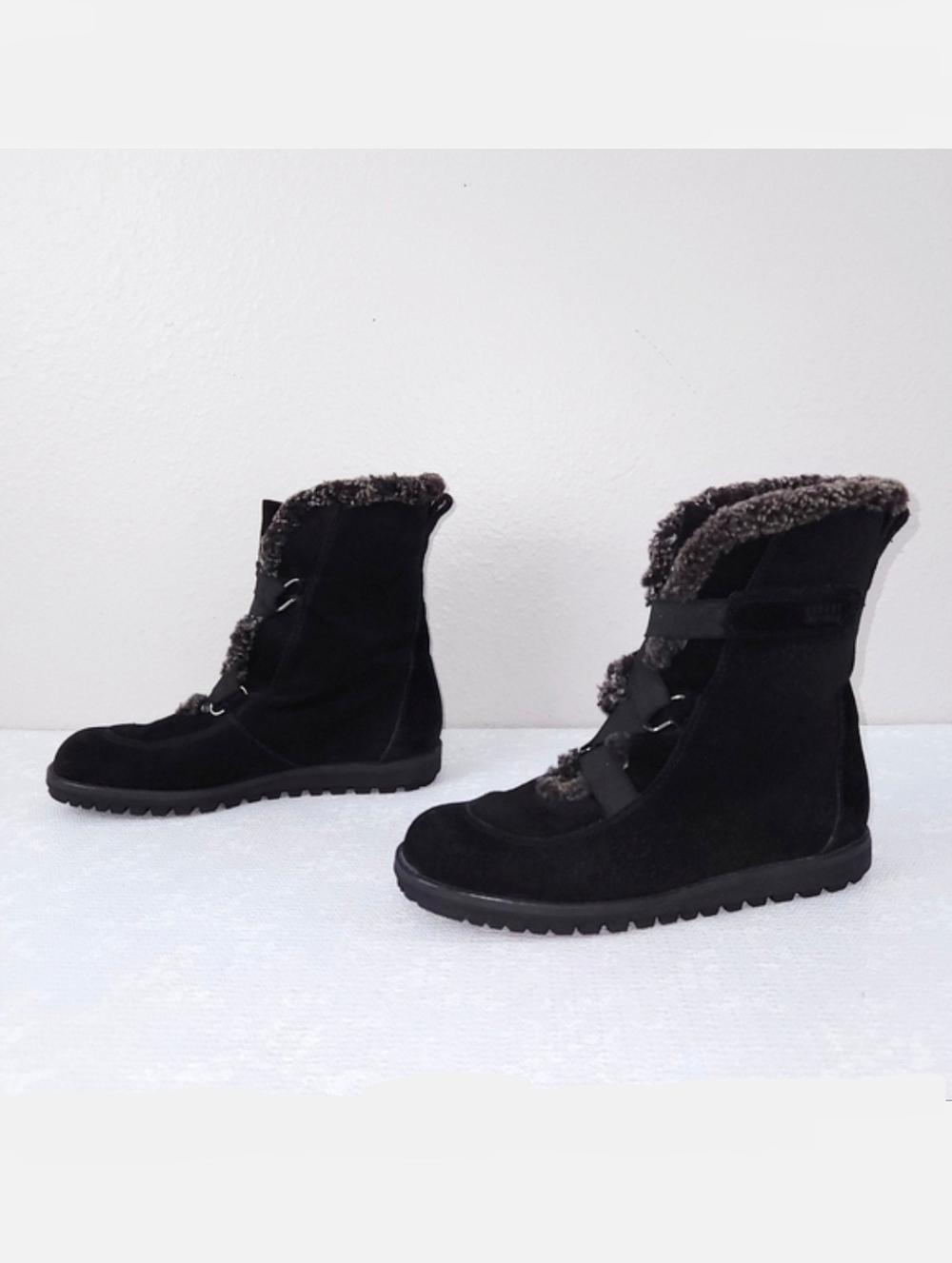 Stuart Weitzman Black Suede Shearling Faux Fur Lined Lug Sole Booties US 6.5